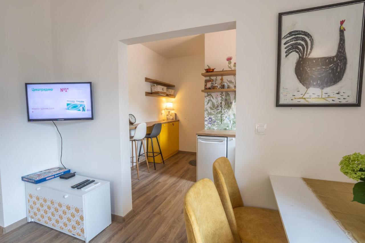 Linden House - A Lovely Apartment In Central Varna Exterior photo