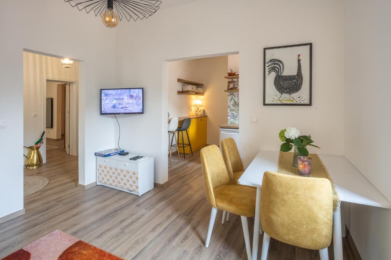 Linden House - A Lovely Apartment In Central Varna Exterior photo