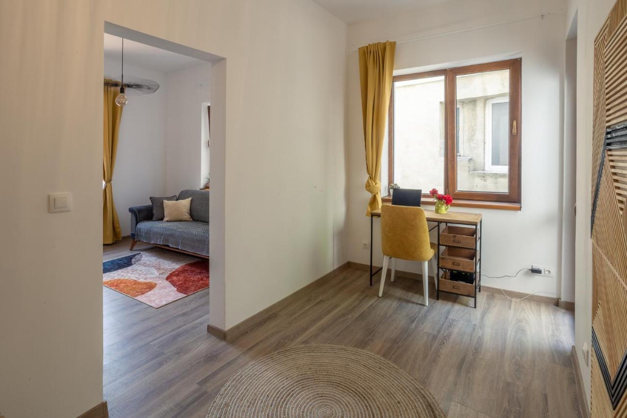 Linden House - A Lovely Apartment In Central Varna Exterior photo